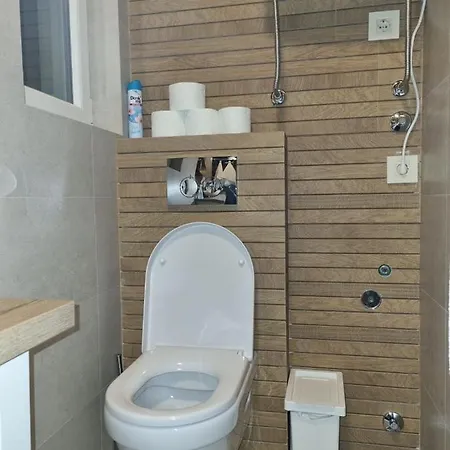 アパート Nusic ベオグラード